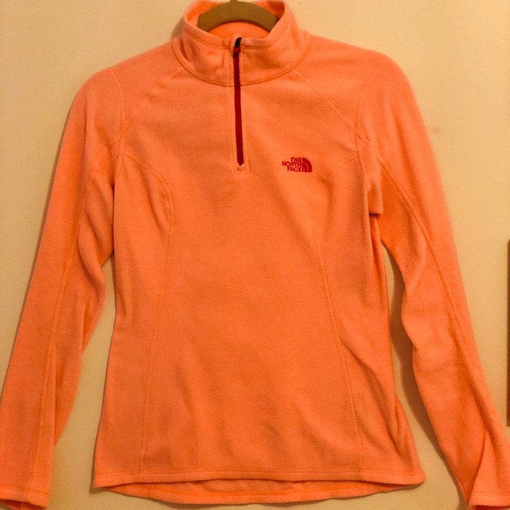 Bright North face pullover